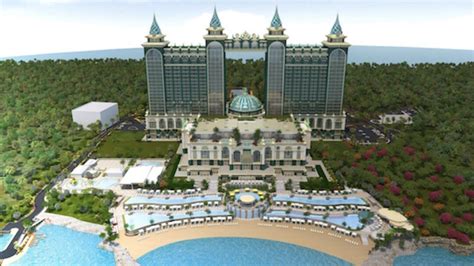 Solaire owner Bloomberry to invest in Cebu’s new Emerald Bay .